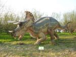 Dinopark <br/>źródło: dinopark.pl